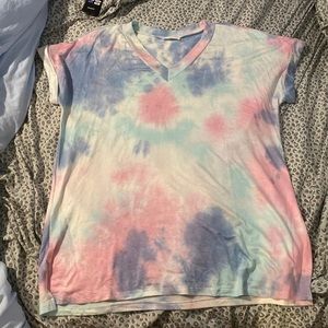 NWOT tye dye v neck